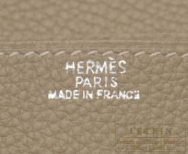 Hermes　Dogon GM　Gris tourterelle　Togo leather　Silver hardware