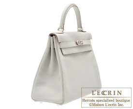 Hermes　Kelly bag 32　Retourne　Pearl grey/Gris perle　Clemence leather　Silver hardware