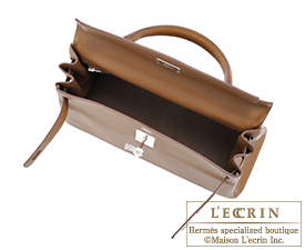 Hermes　Kelly bag 32　Retourne　Alezan　Clemence leather　Silver hardware