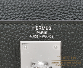 Hermes　Kelly bag 28　Vert fonce　Togo leather　Silver hardware