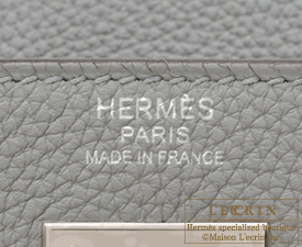 Hermes　Kelly bag 32　Retourne　Gris mouette　Togo leather　Silver hardware