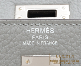 Hermes　Kelly bag 25　Gris mouette　Togo leather　Silver hardware