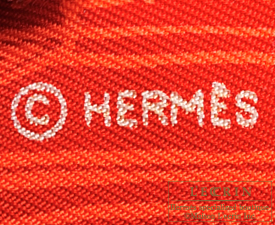 Hermes　Twilly　De Passage A Tokyo　Rouge/white　Silk